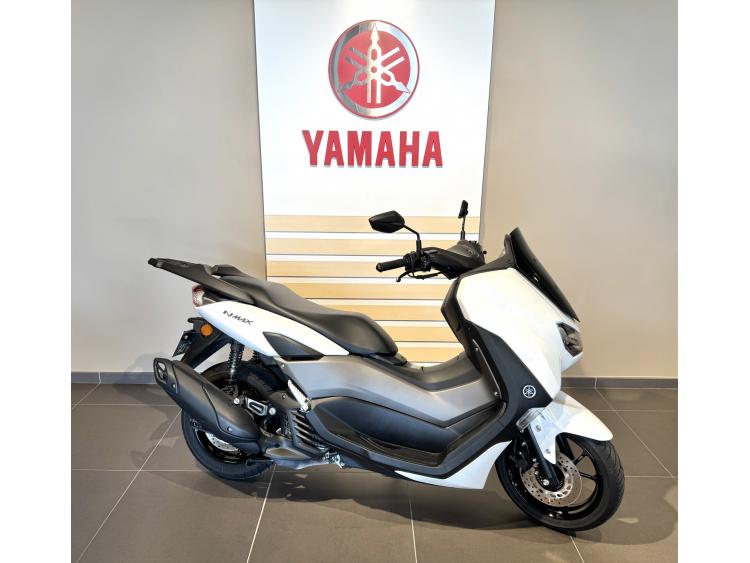 YAMAHA NMAX 125
