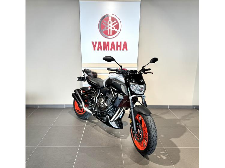 YAMAHA MT-07 (47.5CV)