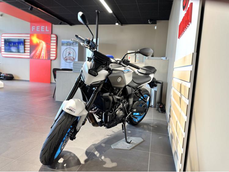 YAMAHA MT-07 (47.5CV)
