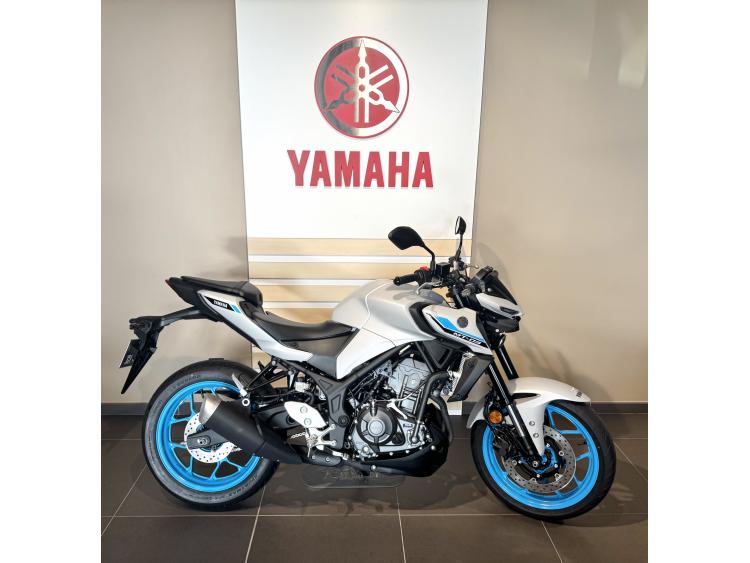 YAMAHA MT-03