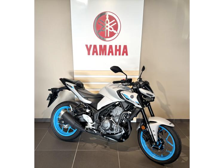 YAMAHA MT-03